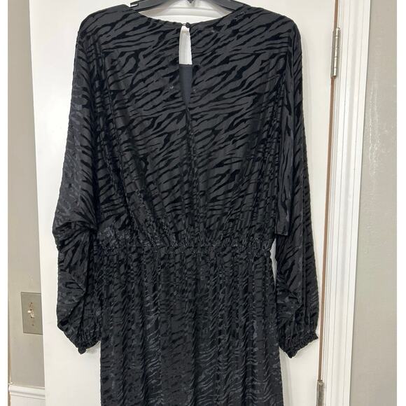 Ariat Black Shadow Mini Dress Velvet Burnout Animal Print Dolman Sleeves New Lrg - Picture 9 of 16